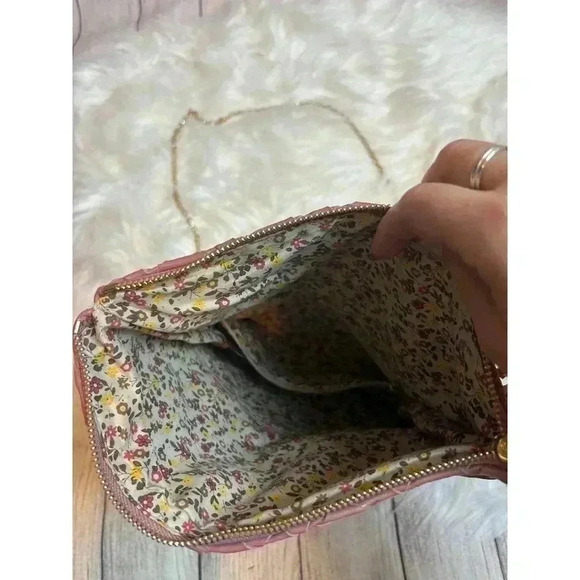 Urban Expressions Weave Vegan Leather Crossbody Purse Dusty Pink - Picture 7 of 11